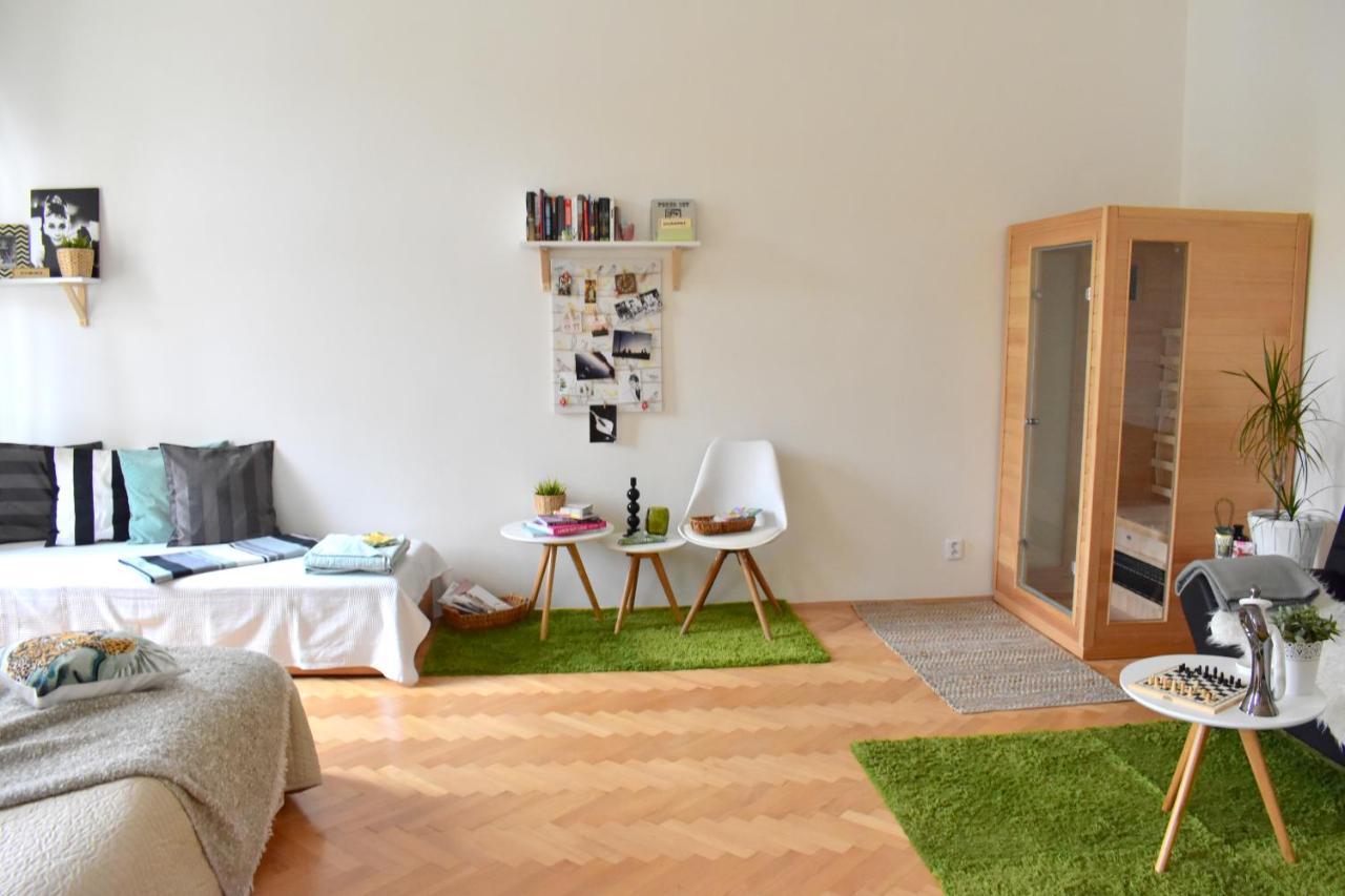 Wellness Apartments Florenc Praha Bagian luar foto
