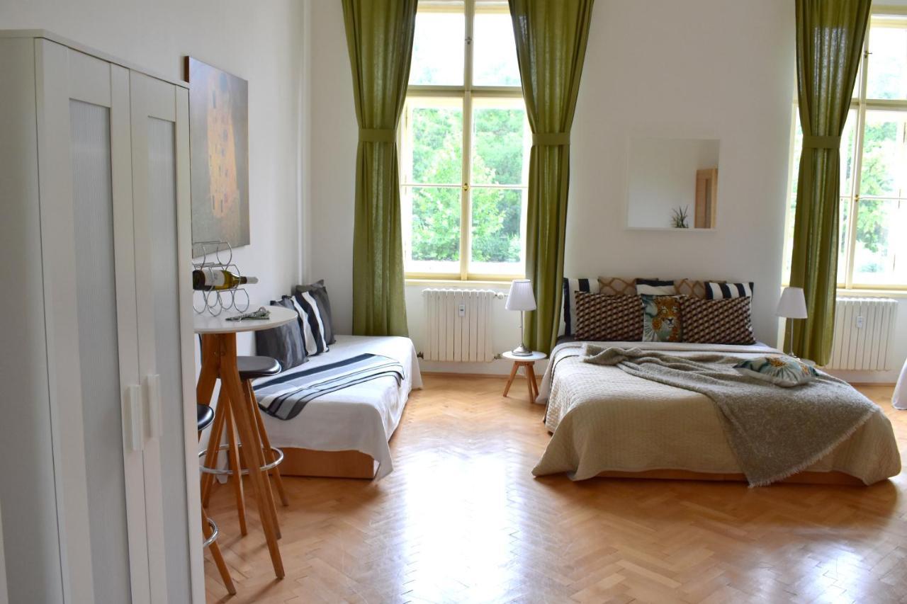 Wellness Apartments Florenc Praha Bagian luar foto